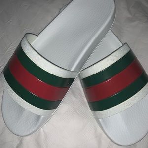 Men’s GUCCI Pursuit rubber slide